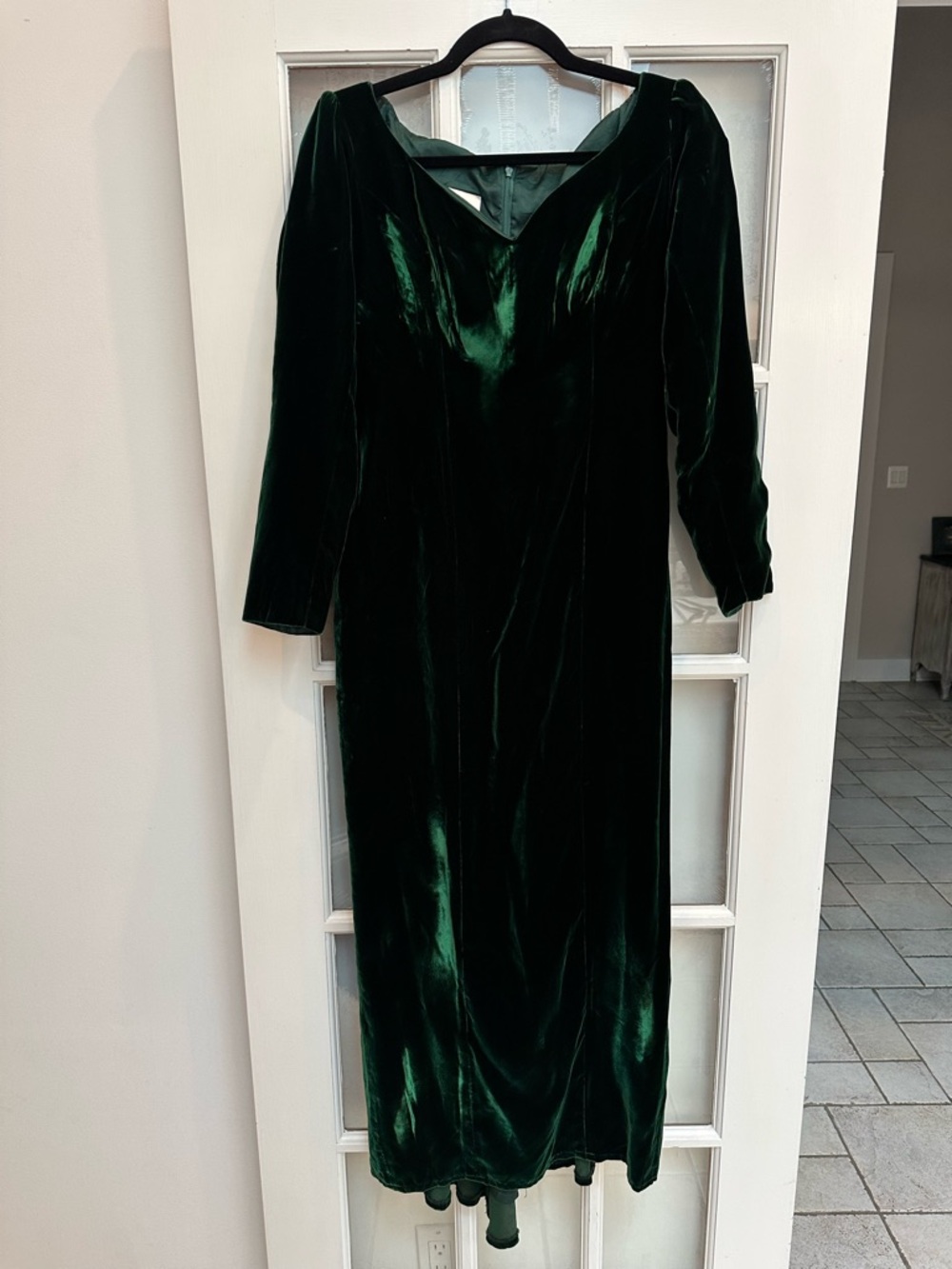 Vintage Watters and Watters Gothic Elegant Dark Green Velvet Formal Gown Size 6